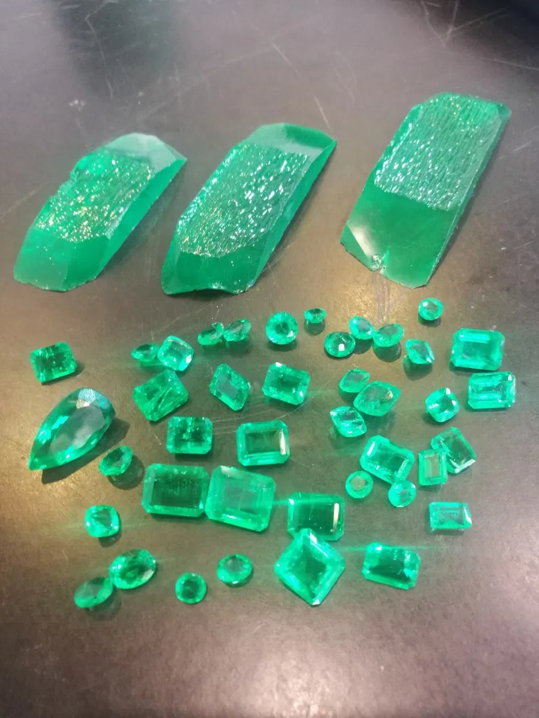 Custom Cut Natural/ Lab Grown Gem Emerald Amethyst Sapphire Ruby Onyx Turquoise Garnet