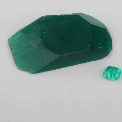 2.5carat Synthetic Hydrothermal Emerald Cushion Cut Emerald