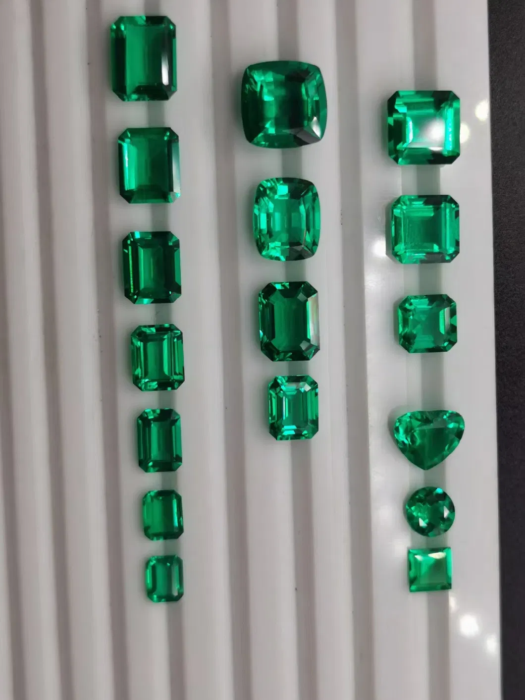 Custom Cut Natural/ Lab Grown Gem Emerald Amethyst Sapphire Ruby Onyx Turquoise Garnet